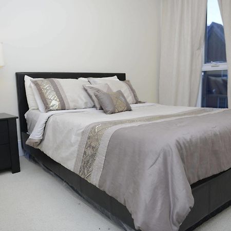 Life Suites Luxury Downtown Condos Toronto Extérieur photo