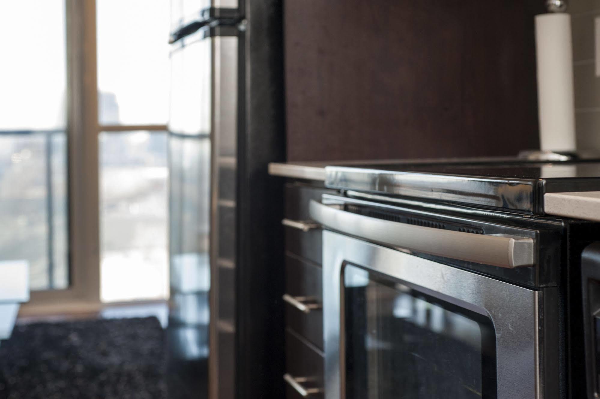 Life Suites Luxury Downtown Condos Toronto Extérieur photo